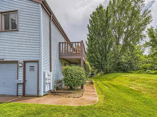 4908 Grenwich Trl N, Oakdale, MN 55128