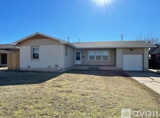3812 NW Bell Ave, Lawton, OK 73505