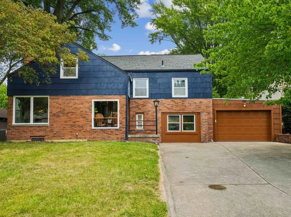 126 Meadowlark Ln, Columbus, OH 43214