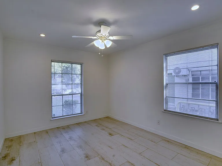 1208 Shelley Ave — Photo 10