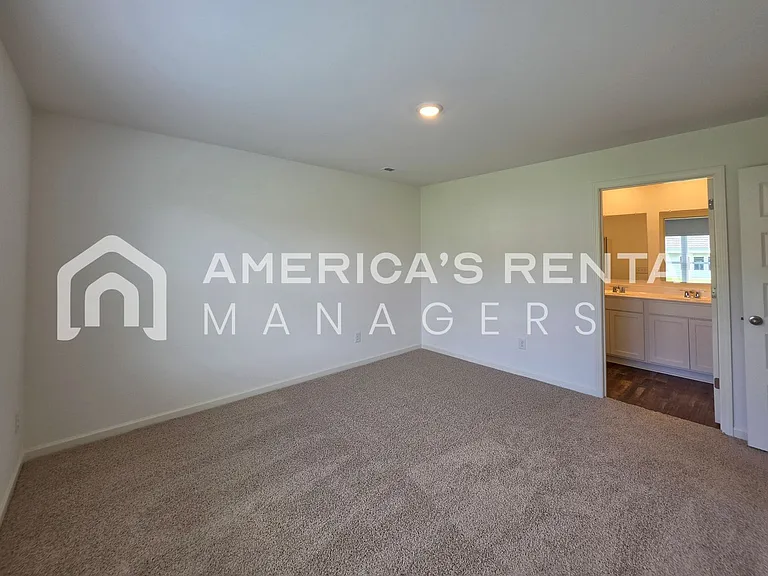 636 Wenonah Way — Photo 43