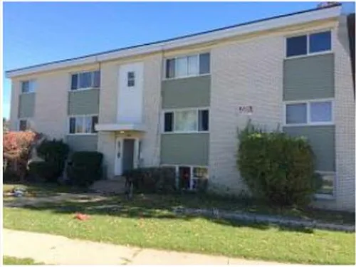 2200 Williamsburg Dr Photo 1