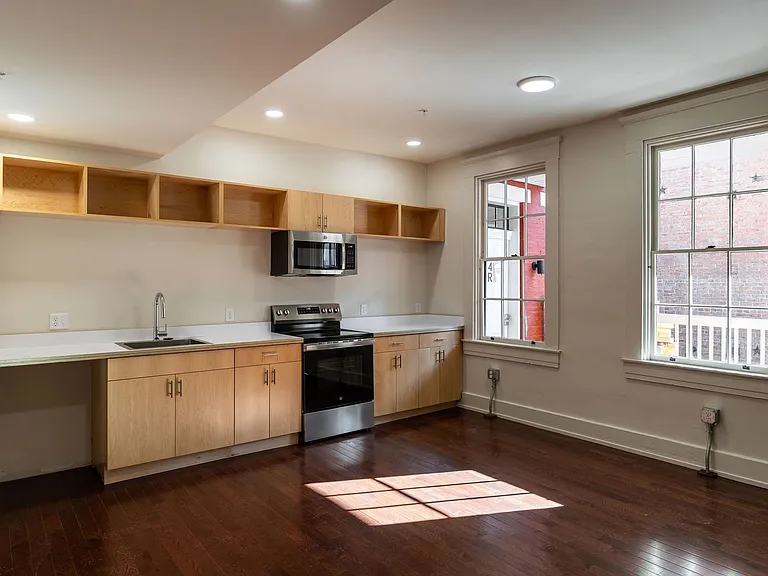 56 E McMicken Ave — Photo 11