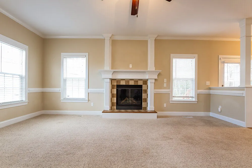 Building Photo - 221 Worthington Ct