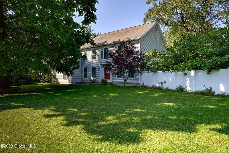 2nd image of 2 Brookside Drive