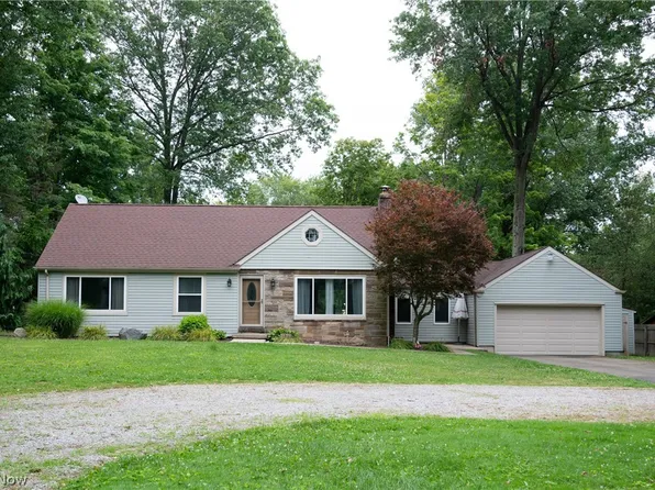 5625 Tippecanoe Rd, Canfield, OH 44406