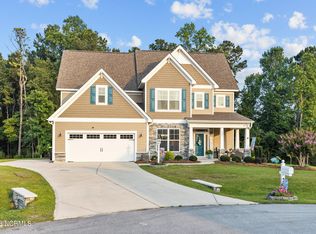 303 Pansy Place Ct, Hubert, NC 28539