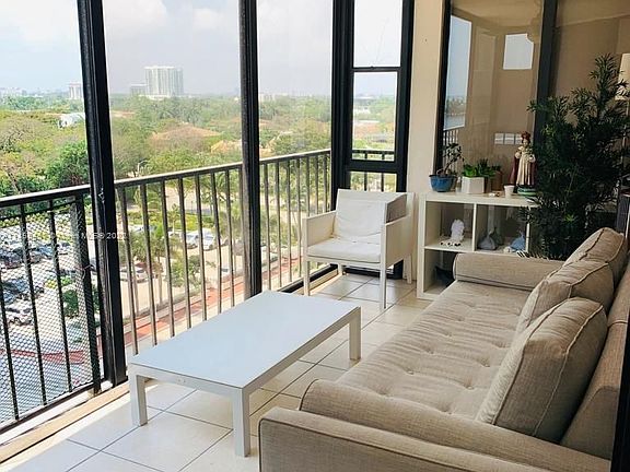 3rd image of 1915 Brickell Ave APT C908