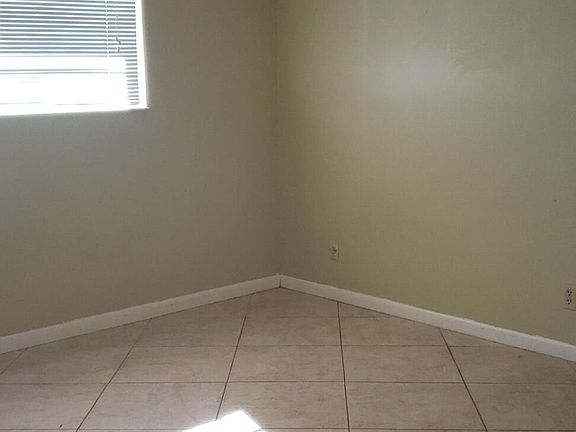 5th image of 1900 S Kanner Hwy APT 8106