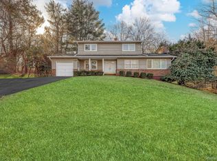 23 S Parker Drive, Monsey, NY 10952