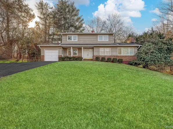 23 S Parker Drive, Monsey, NY 10952