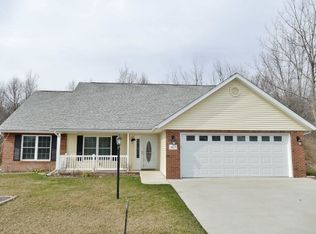 4617 W Gladstone Pl, Peoria, IL 61615