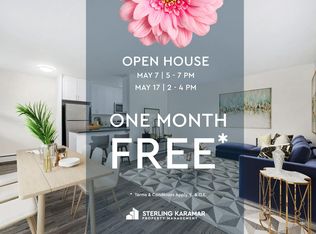 3905 Bathurst Street, Toronto, ON M3H 3N7