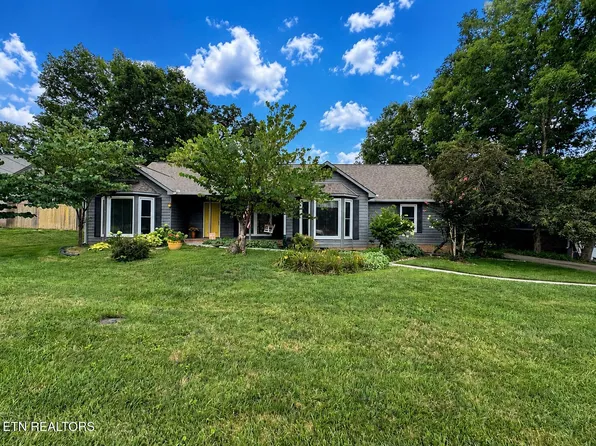 3216 Roanoke Cir, Knoxville, TN 37920