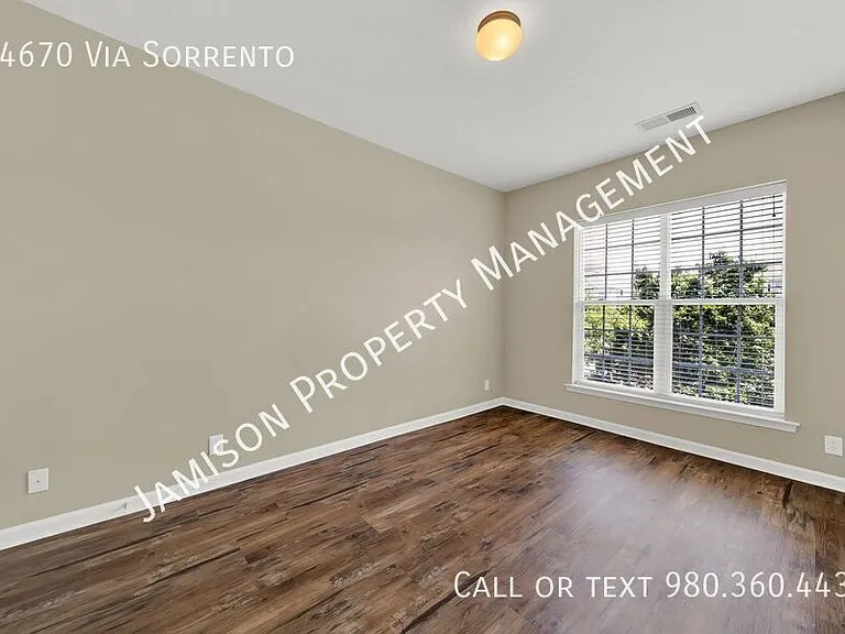 14670 Via Sorrento Dr — Photo 21