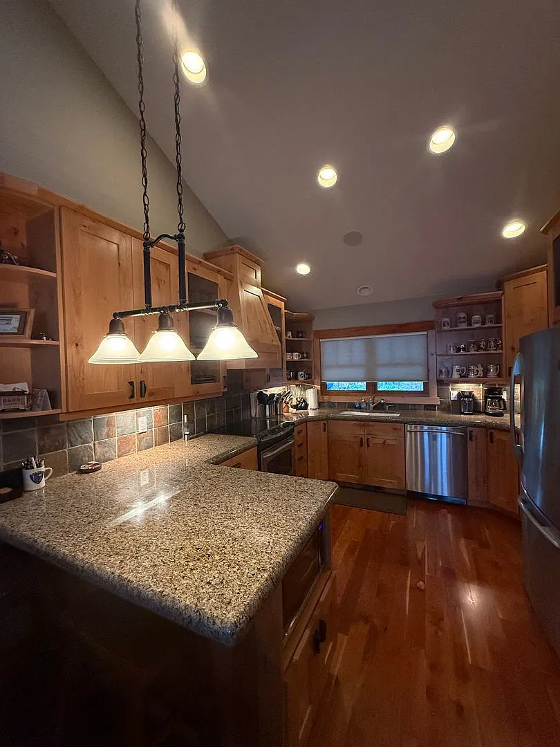 Furnished Cherry Hill Condo — Photo 3