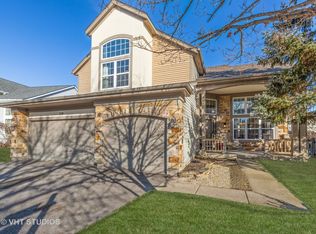 328 Gatewood Ln, Grayslake, IL 60030
