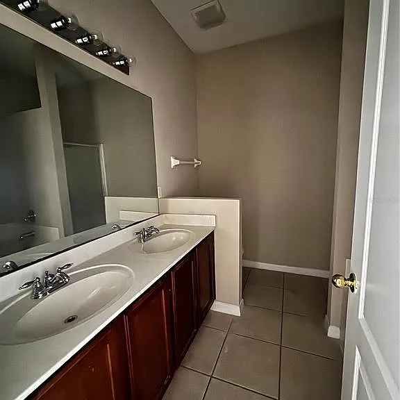 4317 Creeks Run Blvd #4317 — Photo 11