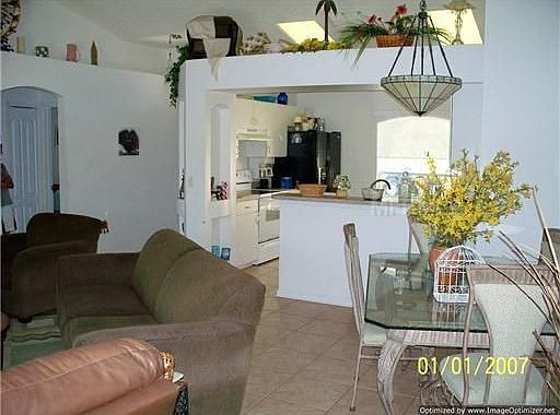 2nd image of 824 Sylvia Dr