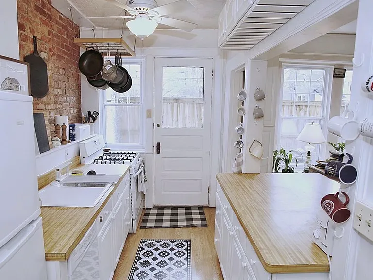 12 N Stafford Ave — Photo 8