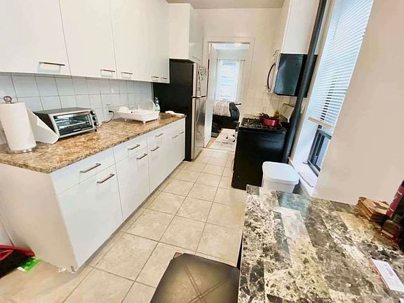5th image of 30-42 30th St #3R
