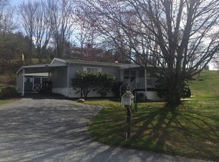 48 Katie Dr, Ronks, PA 17572