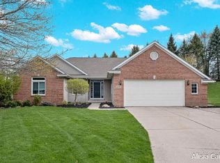 4230 Creek View Dr, Hudsonville, MI 49426