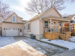 52 Junkin St, Saint Catharines, ON L2R1N6