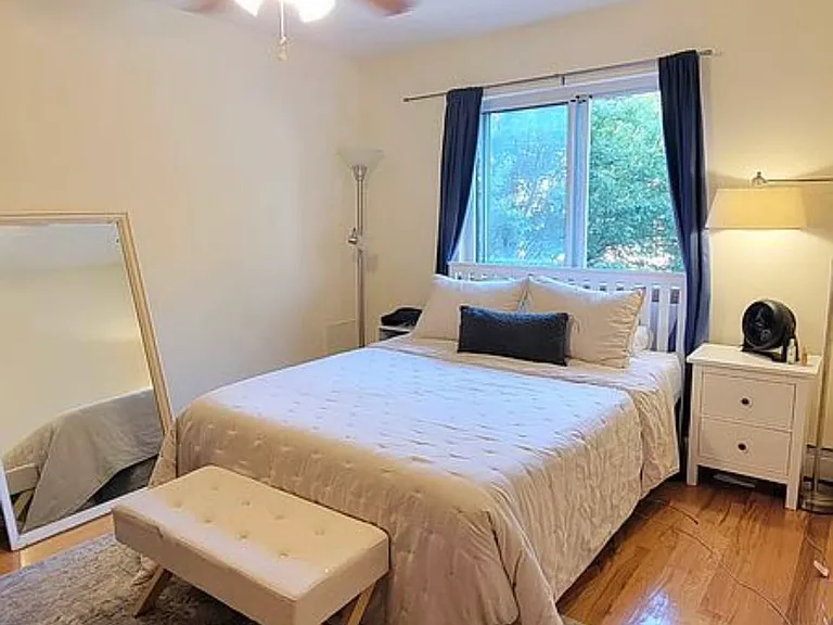26-50 30th St #2F — Photo 3