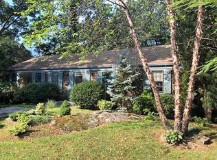 2 Crestwood Rd, Marblehead, MA 01945