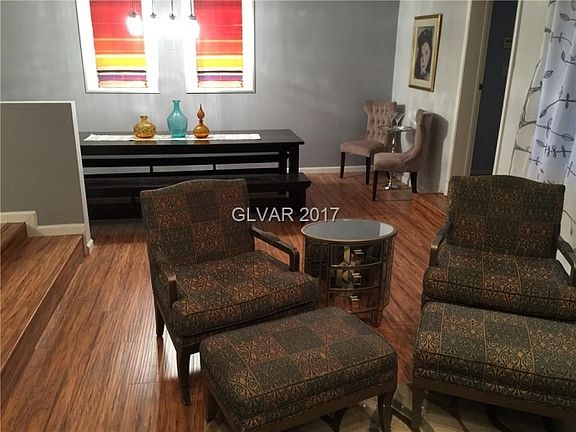 4th image of 3213 Brazos St #0