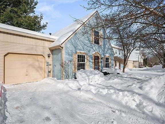 2nd image of 1664 Stone Creek Ln