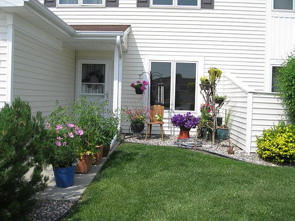 2nd image of 3978 Meadow Brook Ct