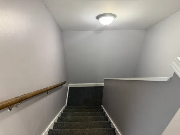 6800 S Rockwell St #2R, Chicago, IL 60629