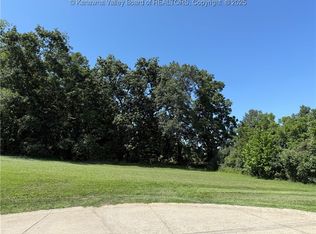 70 Sunday Silence Dr, Evans, WV 25241