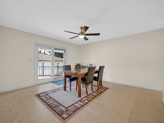 5th image of 3613 41st Ln