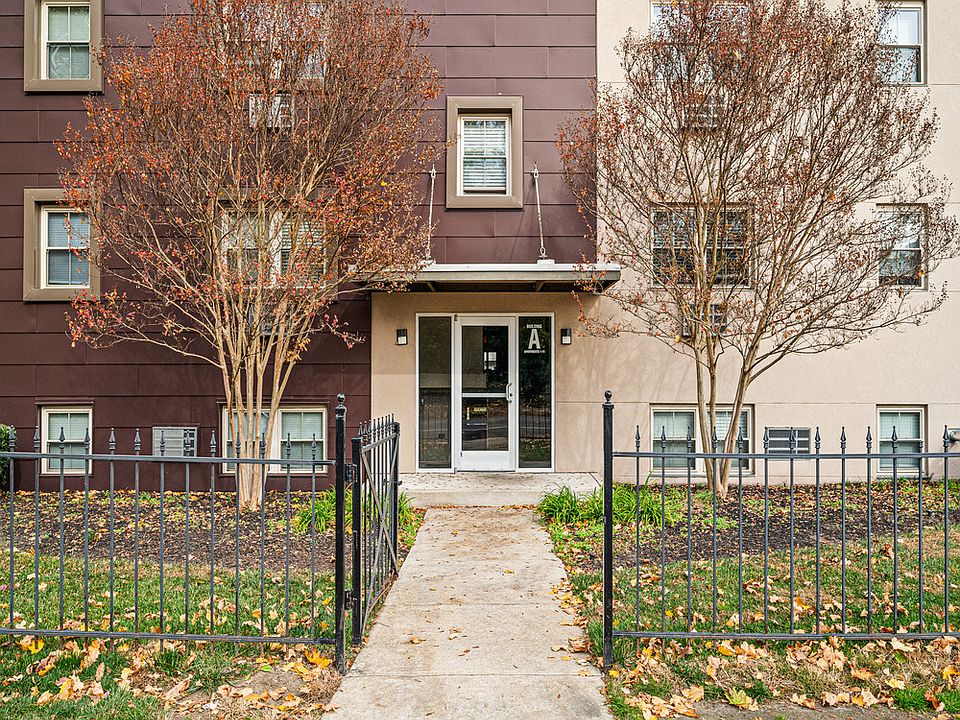 greene-manor-exteriors-8-of-31