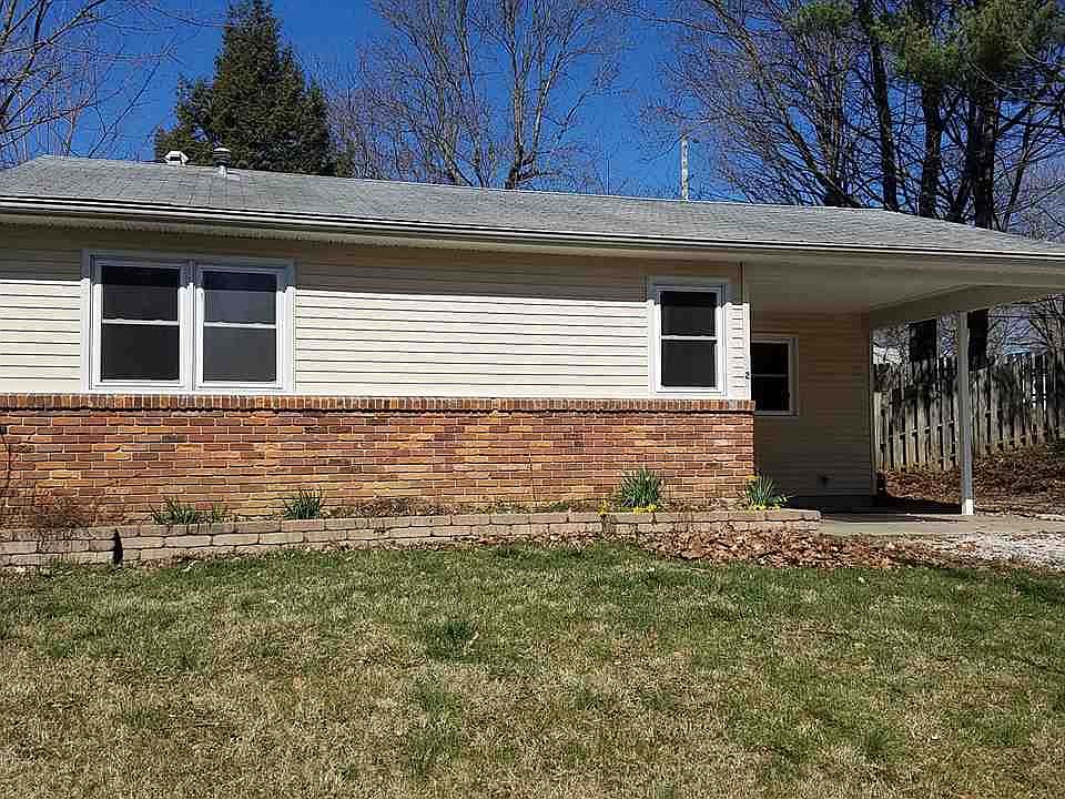 1st image of 4121 E Deckard Dr