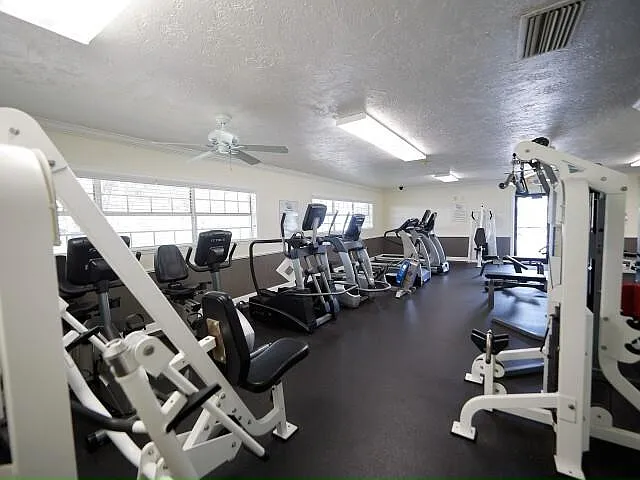 116 Highland Dr #915 — Photo 20