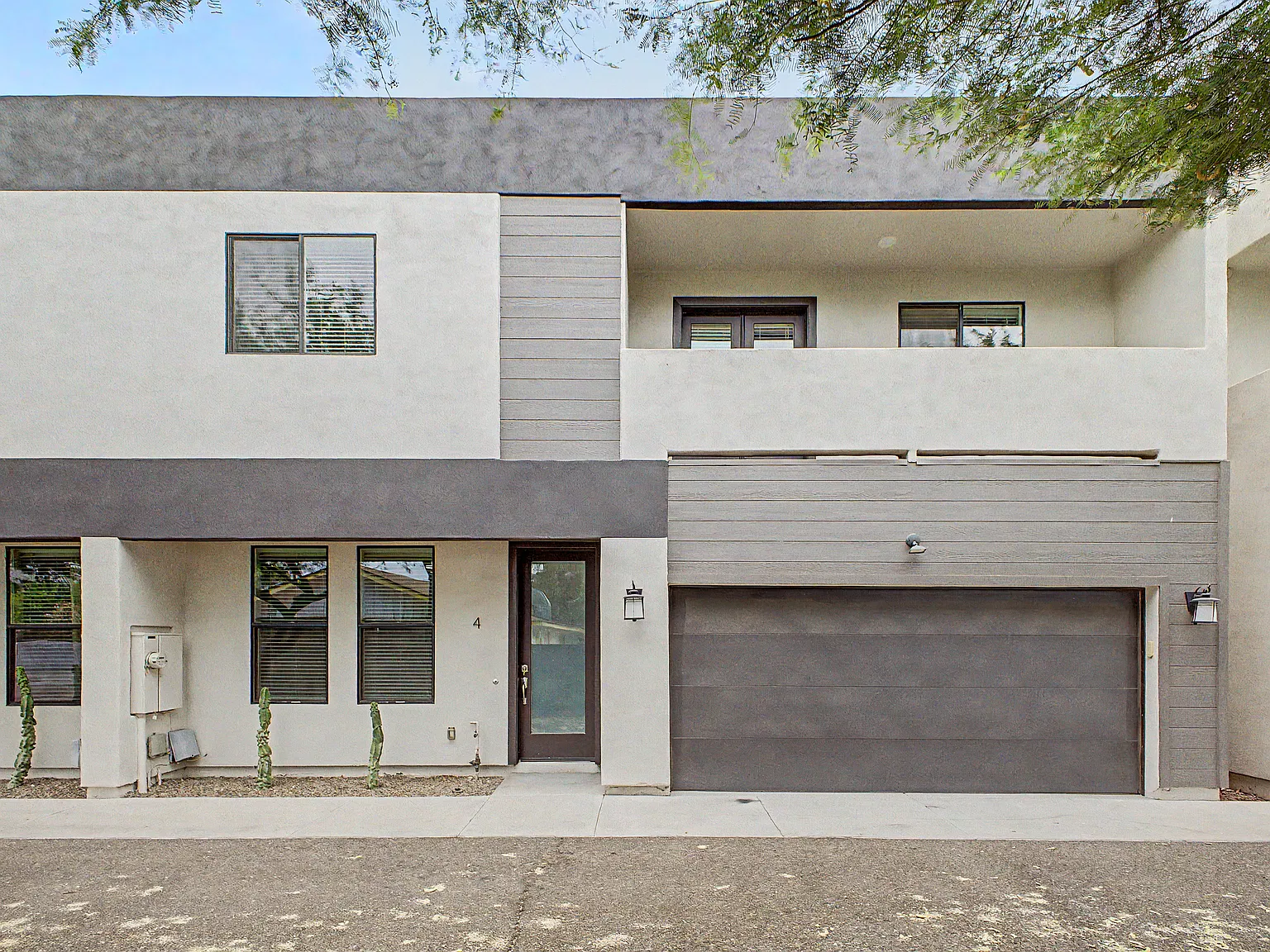 3 bed, 2.5 bath, 1657 sqft, $2,493 — Photo 2