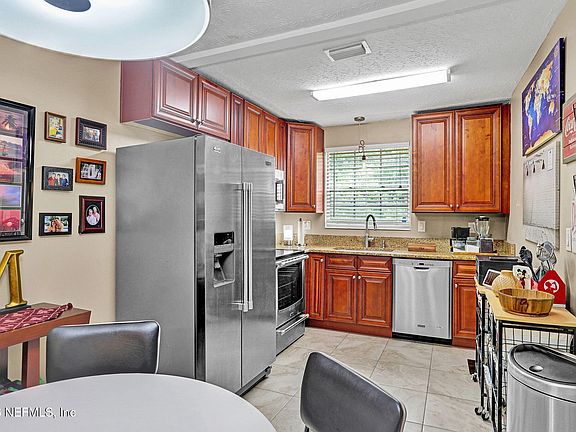 3rd image of 5201 ATLANTIC Boulevard #133
