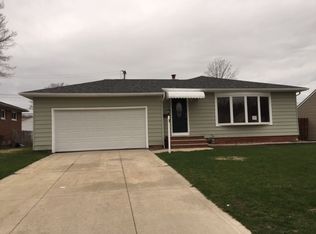 836 Charles St, Willowick, OH 44095