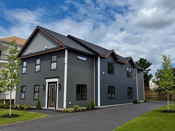 35 Greendale Ave, Worcester, MA