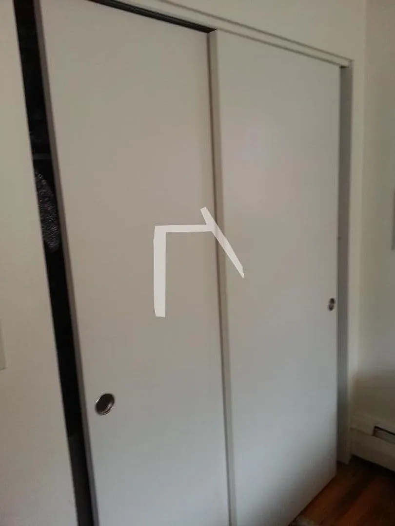 2 bed in Allston — Photo 2