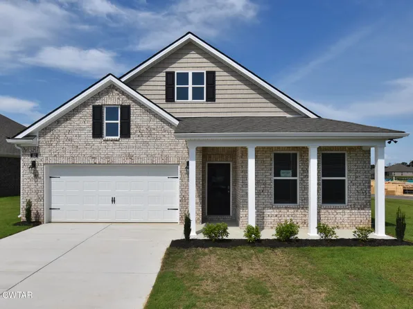 82 Gateway Dr, Jackson, TN 38305