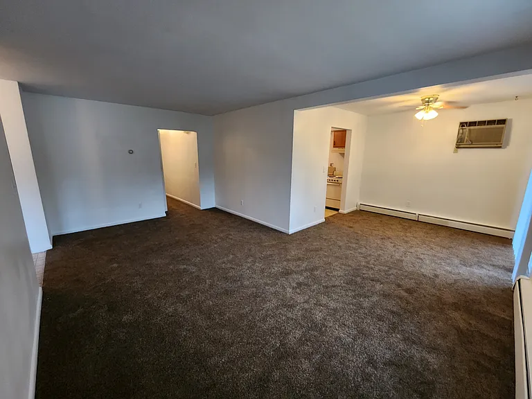 2528 Vera Ave #3 — Photo 9