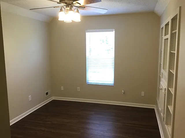 3012 Wyntree Ct — Photo 11