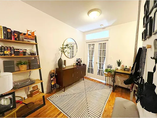 Rented by Corcoran | media 17