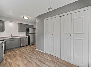 511 N Elm St APT A, Arlington, TX 76011