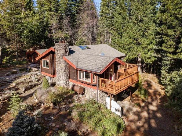 1825 Eddy Cir, Mount Shasta, CA 96067